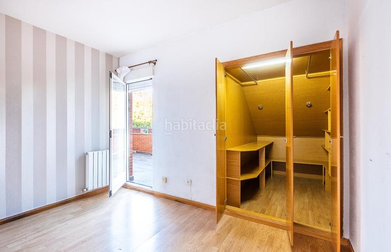 Foto b1f39c01-19c1-4d54-b5bc-1671c25f4799. Casa adossada amb calefacció aparcament a Guadarrama