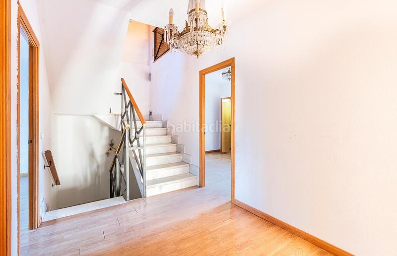 Foto b6c62f5a-d81b-451b-8f1e-02699c5cd11a. Casa adossada amb calefacció aparcament a Guadarrama