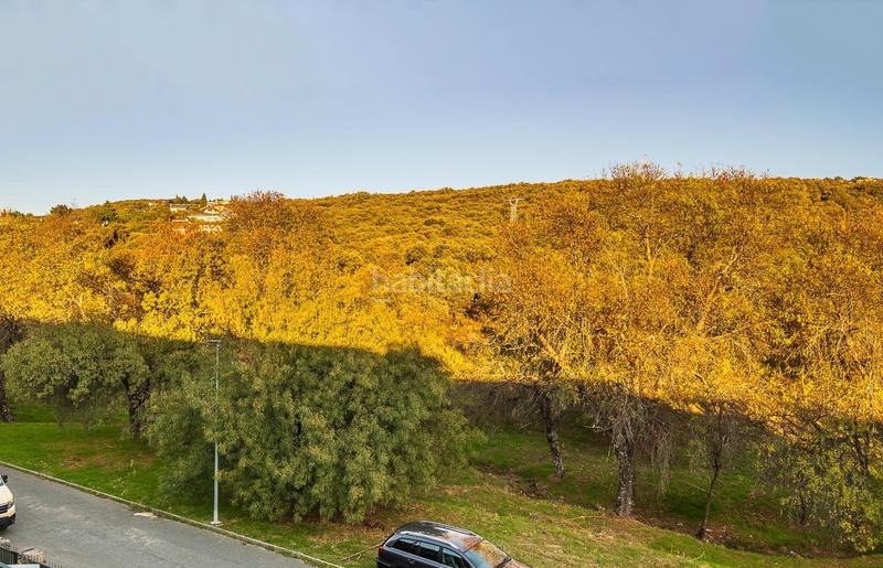 Foto d9d73073-5a32-4742-9b21-2e18dbcac0eb. Casa adossada amb calefacció aparcament a Guadarrama