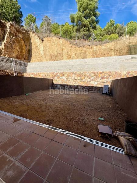 Foto 7d3a8f89-b2b7-4fa6-bd8e-0d63df6c103b. Maison jumelée avec chauffage parking dans Collado Mediano