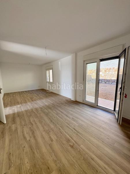 Foto b1f245ee-0474-4d7f-997d-1eb5666c2725. Maison jumelée avec chauffage parking dans Collado Mediano