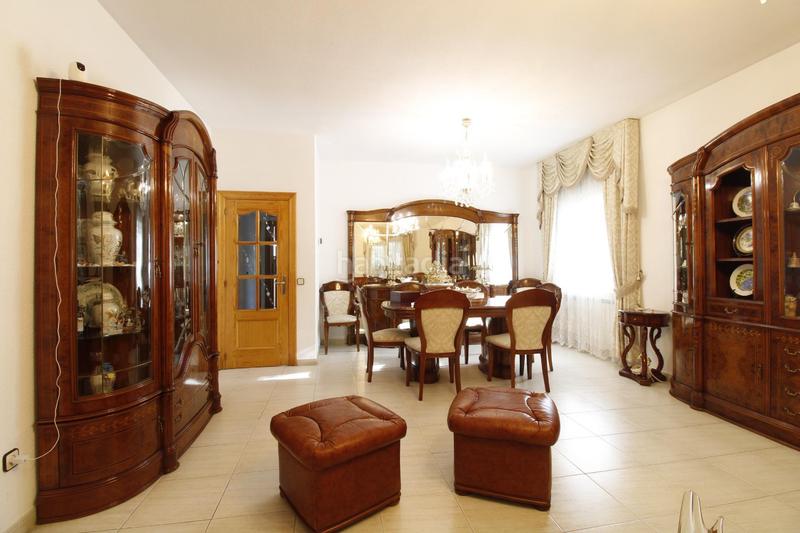 Foto 02053563-18da-48d1-8013-ef4b72f26809. Chalet venta chalet independiente en zona la estacion en Collado Villalba