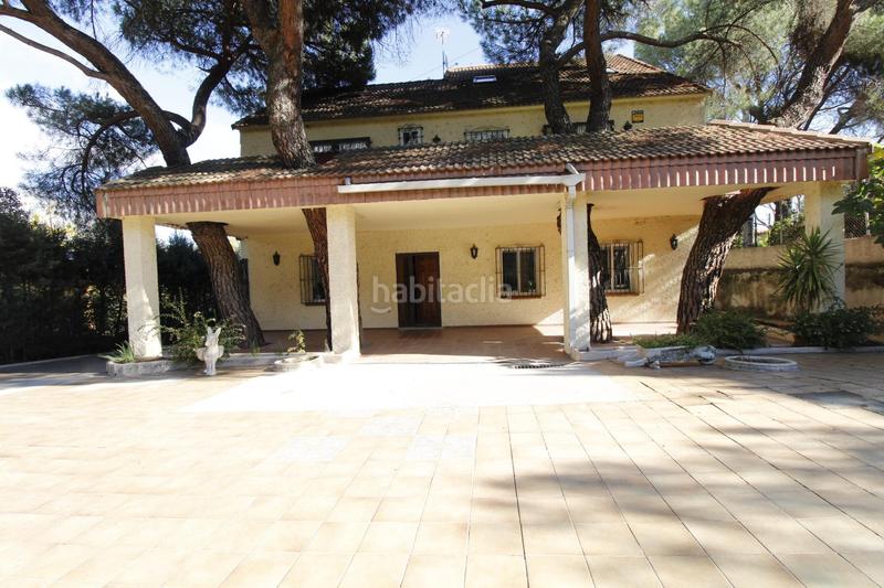 Foto 5a50b596-b1d9-4c80-9b4e-8ba8c3d552d3. Chalet venta chalet independiente en zona la estacion en Collado Villalba