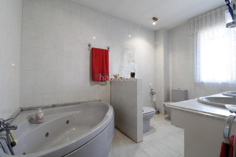 Foto 7c106259-88b2-4c98-9800-f139a0ab3601. Chalet venta chalet independiente en zona la estacion en Collado Villalba