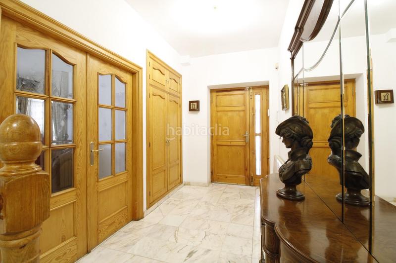 Foto cb1b8bff-e73a-4b26-a910-8e6674333b0e. Chalet venta chalet independiente en zona la estacion en Collado Villalba