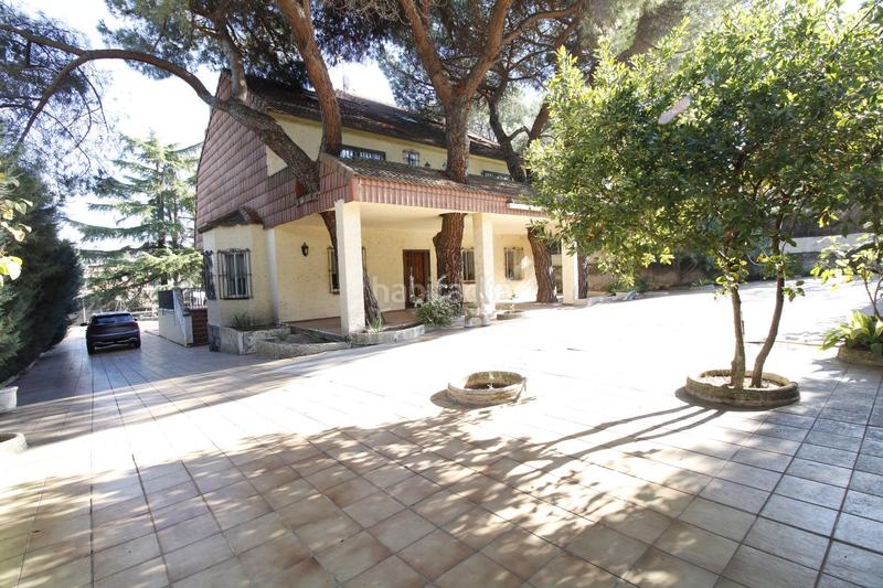 Foto d78b6c28-4db2-42c3-ba78-203fe40f4c05. Chalet venta chalet independiente en zona la estacion en Collado Villalba