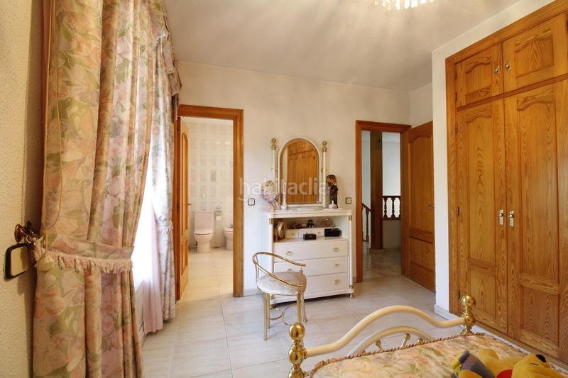 Foto e4e907f6-767d-4f14-8e4e-6c3b7350cfa4. Chalet venta chalet independiente en zona la estacion en Collado Villalba