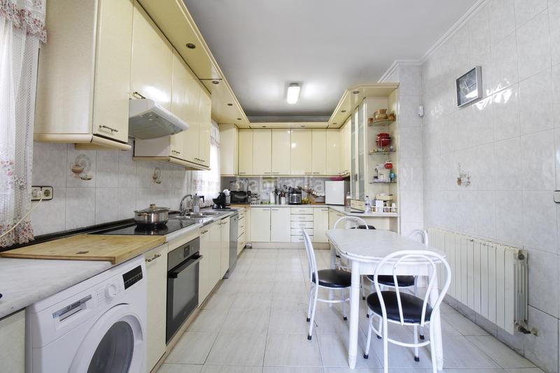 Foto ffd4ceb3-b9f8-4502-a297-600f76660ede. Chalet venta chalet independiente en zona la estacion en Collado Villalba