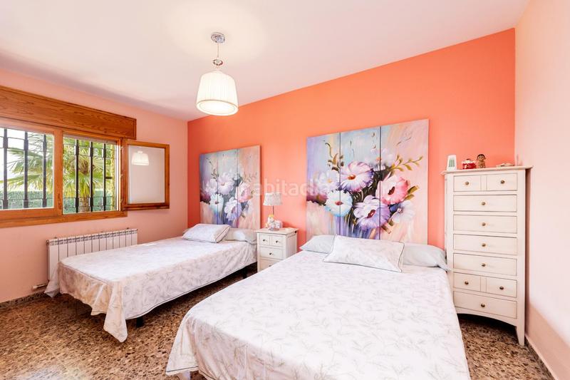 Foto 0cc072fe-15fa-4903-a3c7-5cbd5a31c98b. Chalet con riscaldamento parcheggio piscina in Becerril de la Sierra