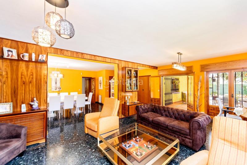 Foto 2757eb76-37da-4df2-ae28-4eca43752b09. Chalet con riscaldamento parcheggio piscina in Becerril de la Sierra