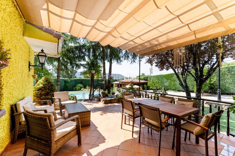 Foto 6c1549f8-3331-4eb7-bba2-92f96dc8b396. Chalet con riscaldamento parcheggio piscina in Becerril de la Sierra