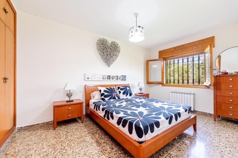 Foto 75682bd9-331b-4c75-9cfc-00cb8132f4ef. Chalet con riscaldamento parcheggio piscina in Becerril de la Sierra