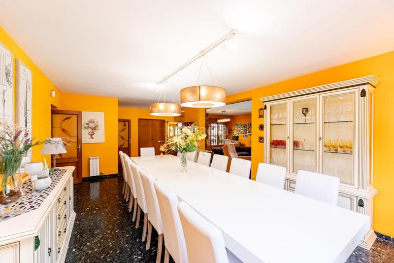 Foto 77180753-4b1b-446c-92d0-8310a1619201. Chalet con riscaldamento parcheggio piscina in Becerril de la Sierra