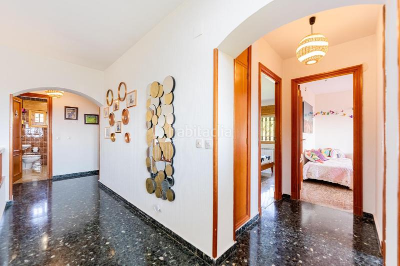 Foto 82b12464-ef2b-4426-b3fd-d5d0cf667e6c. Chalet con riscaldamento parcheggio piscina in Becerril de la Sierra