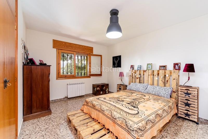 Foto c699441a-7879-4713-a4f5-357e078b47db. Chalet con riscaldamento parcheggio piscina in Becerril de la Sierra