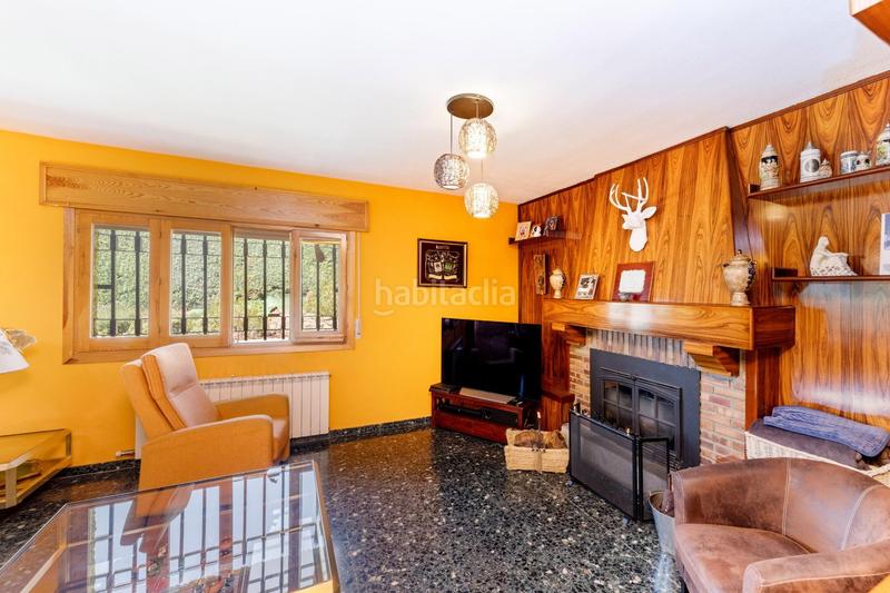 Foto cf21d296-1059-4922-ac86-8fada10a6e82. Chalet con riscaldamento parcheggio piscina in Becerril de la Sierra