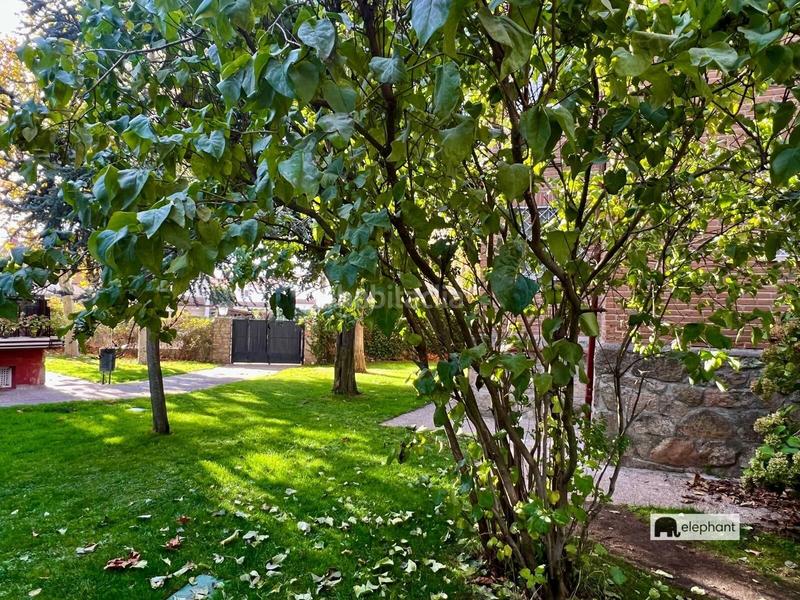 Foto 899f7016-dd70-4c9a-bc96-0688986f69fd. Affitto piano terra con parcheggio in Alpedrete