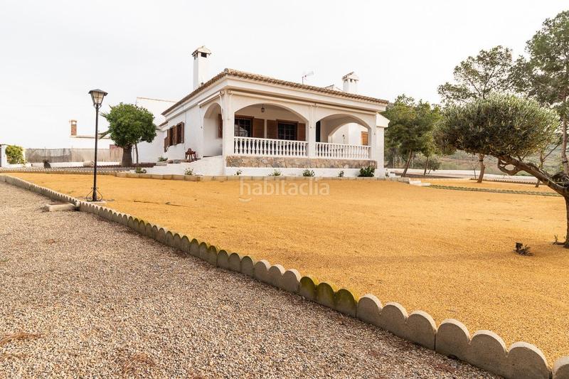 Foto b1e5e49f-d6bc-4d5b-a001-bd0185eec838. Chalet in Mazarrón casco urbano Mazarrón