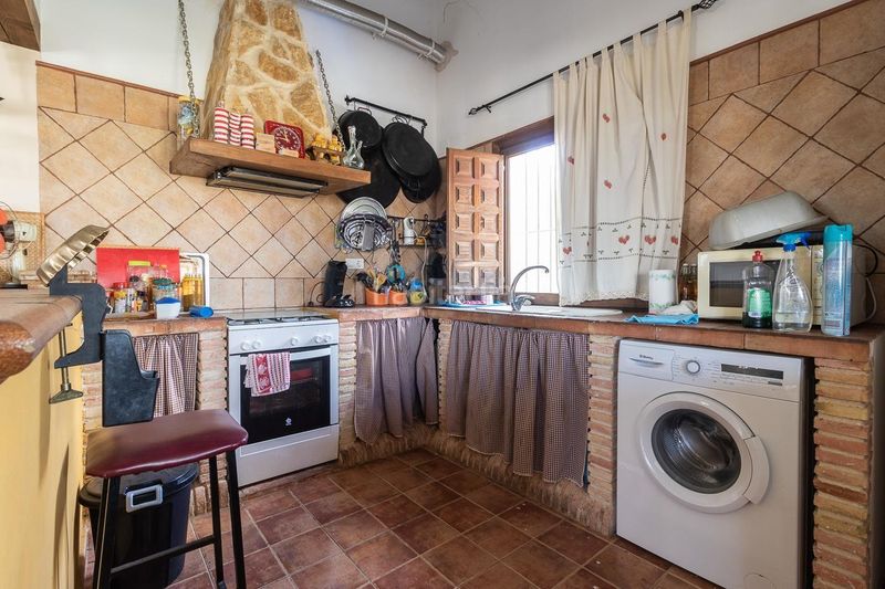 Foto 211d87cd-eb37-4648-810e-a8e6b0f10ae8. Maison dans Mula