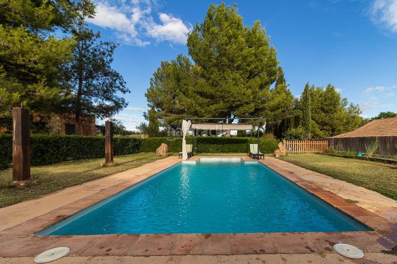Foto 78bc3d3e-9f3e-44e4-94e9-74bf390d7fa5. Maison dans Mula