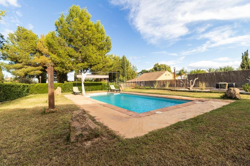 Foto a6f4ae58-fdcf-4983-ae46-6fe1f2b0ffae. Maison dans Mula