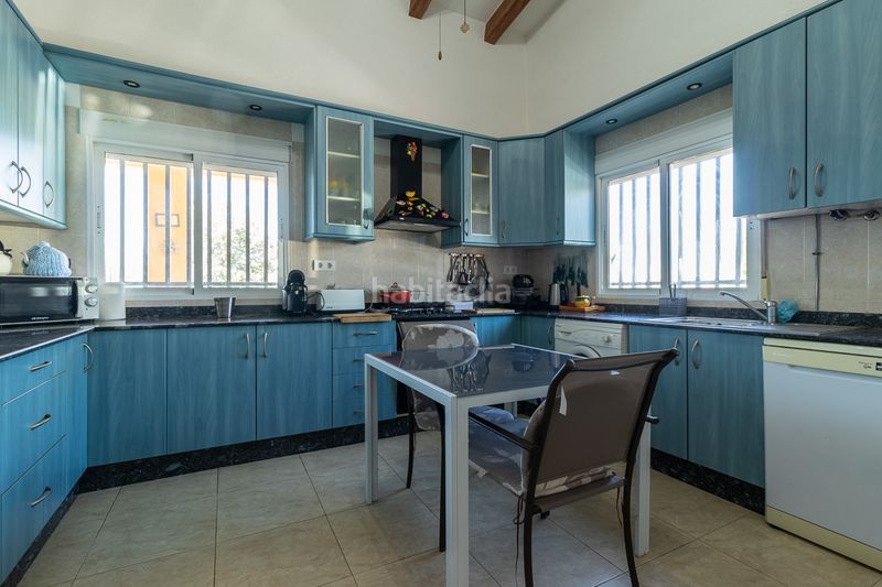 Foto aee60da8-9572-4168-ab6c-f4addcbebf9d. Chalet avec piscine dans Pliego