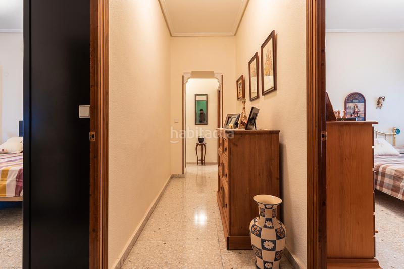 Foto 6df85fc1-ab53-43df-a033-54bf37516659. Casa aparellada amb aparcament a Mula