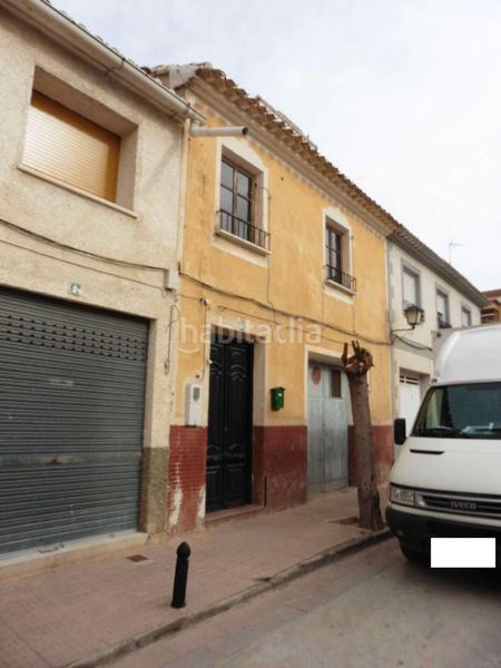 Foto 1bcbe555-0801-4f46-af8f-56e0074f1426. Car parking in Mula