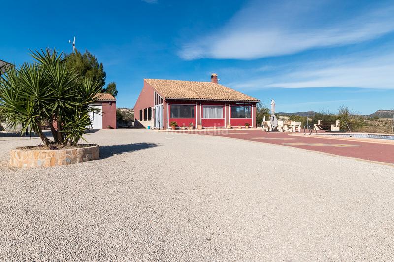 Foto 26c3ac1f-9165-4785-b316-db262d8c5afa. Xalet amb piscina a Mula