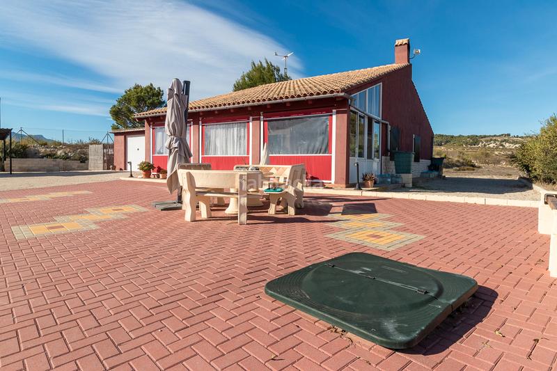 Foto 2e2973a8-9b28-4daf-8159-75eb61695c1b. Xalet amb piscina a Mula