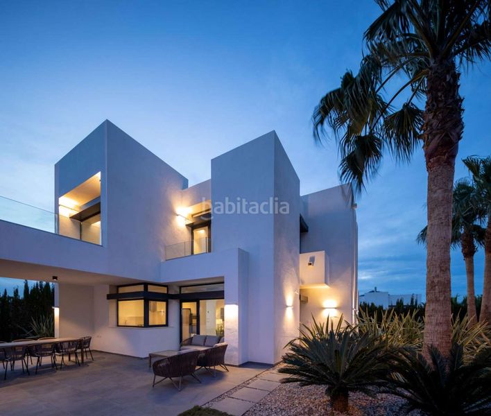 Foto 720908c3-9e6e-49c7-ac3b-b900db1bfada. Chalet en Casco Antiguo Cartagena