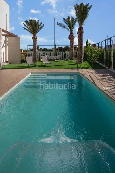 Foto 5763a89f-34e2-41b8-8100-e97b2fd18a11. Xalet amb piscina a Orihuela ciudad Orihuela