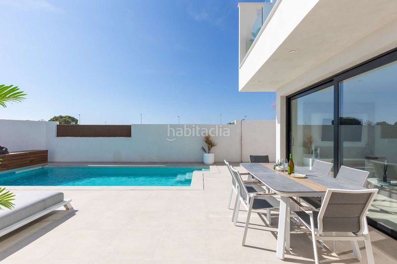 Foto e31e4d04-b61c-439c-b004-b308469bb750. Chalet con parcheggio piscina in San Javier San Javier