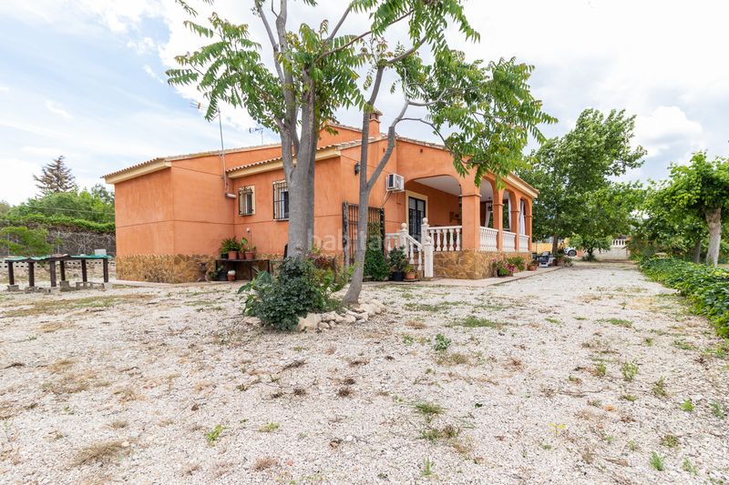 Foto 2b60ce4b-b11a-4516-8c29-ad89e1cae78c. Chalet avec piscine dans Pliego