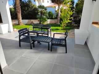 Ground floor  Carrer ulls de sirena. Planta baja con jardín