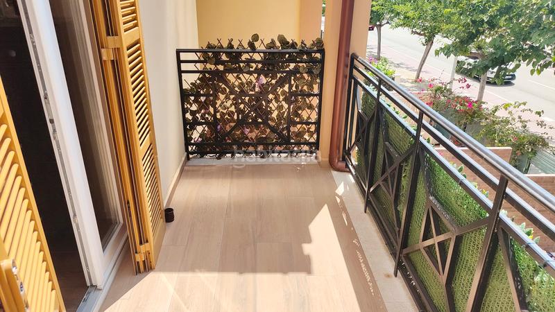 Foto b480a337-a3bc-4844-89c6-f39b0616d455. Maison jumelée avec cheminée parking dans port d´Alcúdia-platja dálcúdia Alcúdia