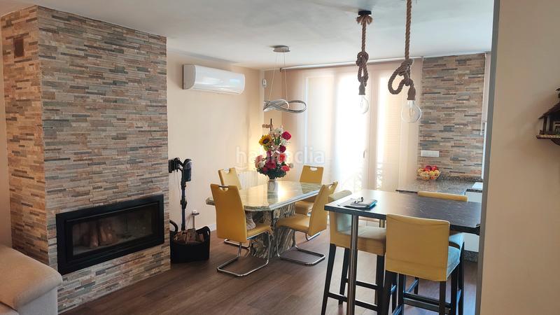 Foto c2b033bb-a91d-48d4-96ac-651ca513d933. Maison jumelée avec cheminée parking dans port d´Alcúdia-platja dálcúdia Alcúdia