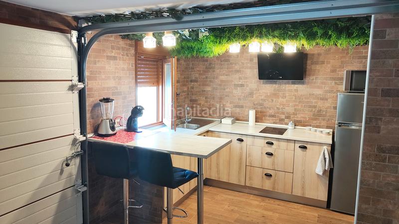 Foto c3d0f619-8e70-4abd-ac93-45d3b2db5f4a. Maison jumelée avec cheminée parking dans port d´Alcúdia-platja dálcúdia Alcúdia