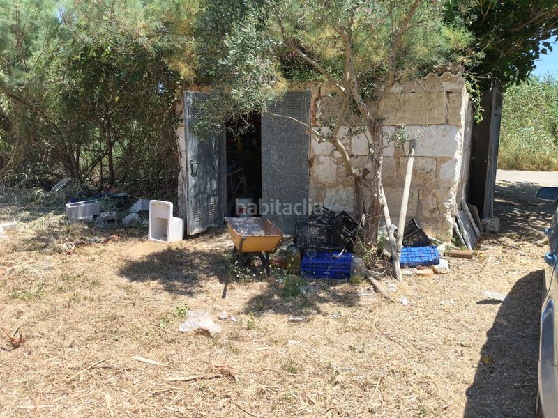 Foto af4acfa5-809b-4800-8eef-aa8f93fb4f4e. Masia amb xemeneia a Muro