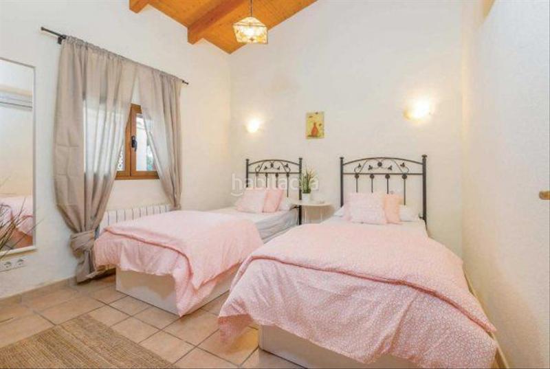 Foto 2a830cf0-3158-4545-8792-c40f450d2134. Chalet con riscaldamento parcheggio piscina in ciutat d´Alcúdia Alcúdia