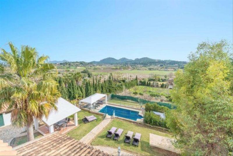 Foto c0b7b283-37a2-4001-92c6-4eb146de0bcb. Chalet con riscaldamento parcheggio piscina in ciutat d´Alcúdia Alcúdia