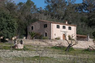 Bauernhof in Sineu. Preciosa finca con vistas panorámicas a las afueras de sineu