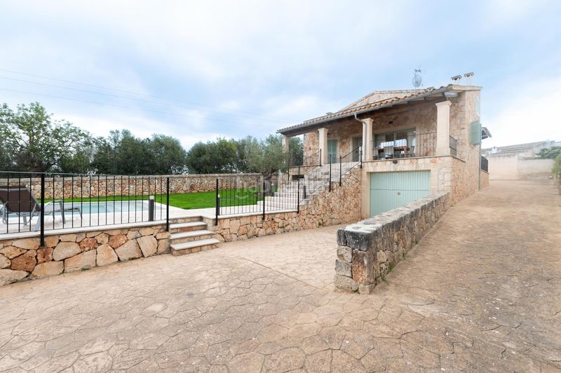 Foto 6b814beb-0c9f-4426-b1ad-63b415a37c77. Chalet elegante chalet en Sineu