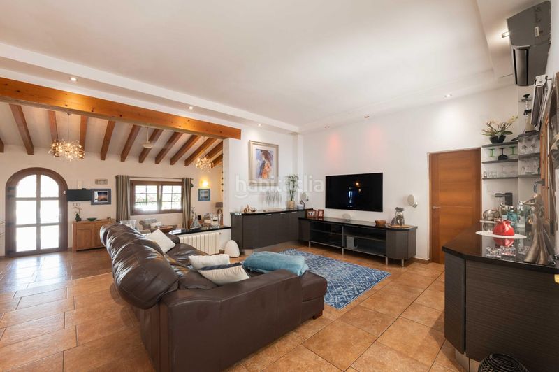 Foto 3f71bfee-4415-4300-8c50-2c00696e1d9b. Masía magnífica finca rústica en llubi en Llubí