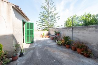 House in Sineu. Magnífica casa de pueblo en sineu