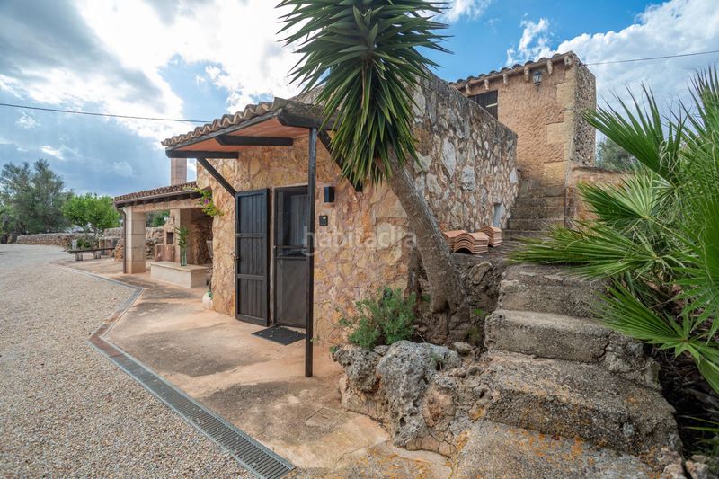 Foto 3d019db5-22e8-4df0-badb-8987f22fc3cc. Casa amb calefacció aparcament piscina a Sencelles