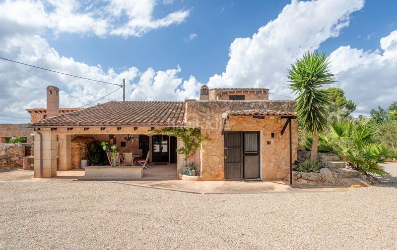 Foto 4187d07c-c7fa-4ffb-9616-d6ec9a2aadc3. Casa amb calefacció aparcament piscina a Sencelles