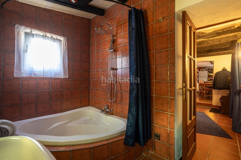 Foto d3ac44a8-60b9-4000-81a3-121b58e6881a. Casa amb calefacció aparcament piscina a Sencelles