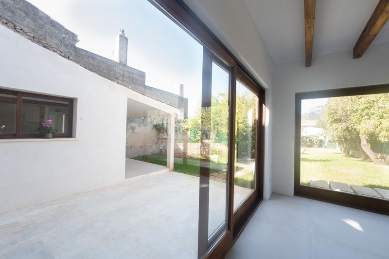 Foto 323bbba3-71f5-45b6-83db-5be8be6e0635. Casa amb piscina a Campanet