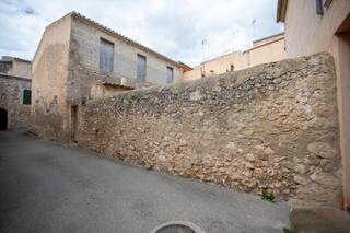 Casa a Sineu. Encantadora casa a reformar en sineu